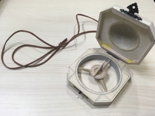 小道具コンパス